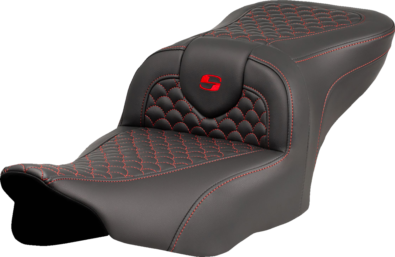 SADDLEMEN Roadsofa™ Seat - Dragon Scale Stitch - Red Stitch - w/o Backrest - FLTR/FLHX '23-'24 823-07-20804 — image 1