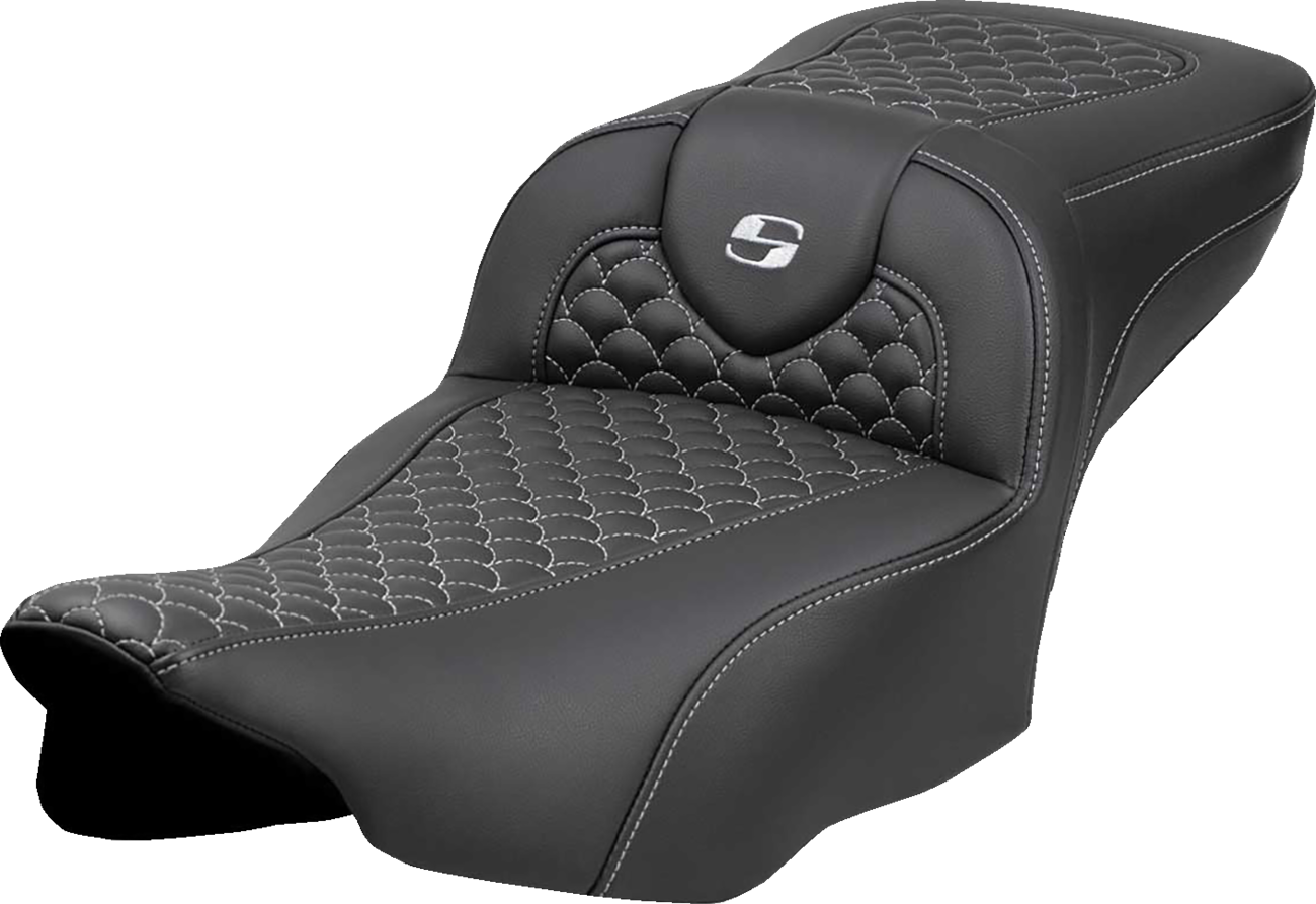 SADDLEMEN Roadsofa™ Extended Reach Seat - Dragon Scale Stitch - Silver Stitch - w/o Backrest - FLT/FLH '23-'24 823-07-20905 — image 1
