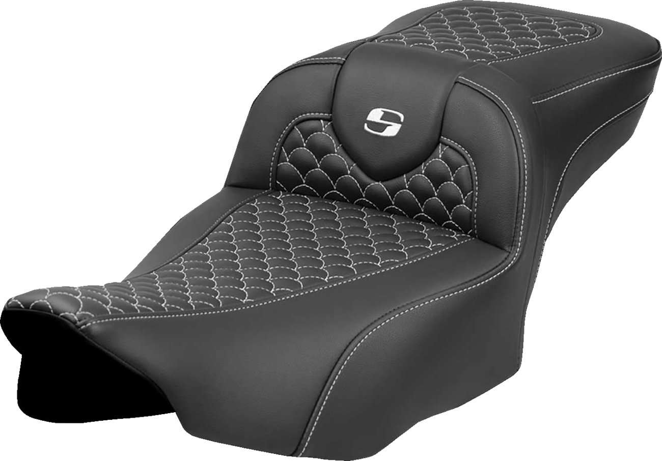 SADDLEMEN Roadsofa™ Extended Reach Seat - Dragon Scale Stitch - White Stitch - w/o Backrest - FLT/FLH '23-'24 823-07-20906 — image 1