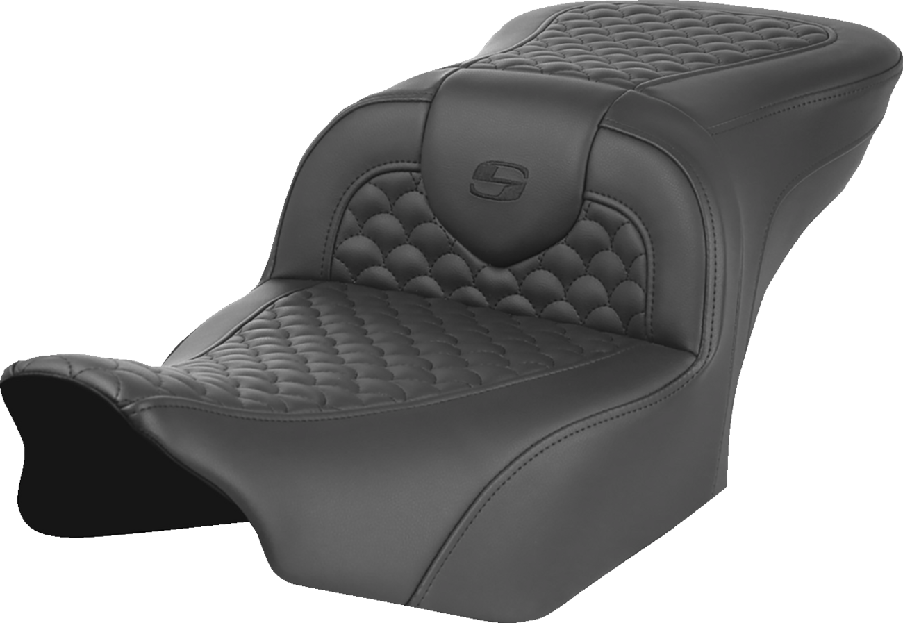 SADDLEMEN Roadsofa™ Extended Reach Seat - Dragon Scale Stitch - Blue Stitch - w/ Backrest - FLTR/FLHX '23-'24 823-07-209B1 — image 3