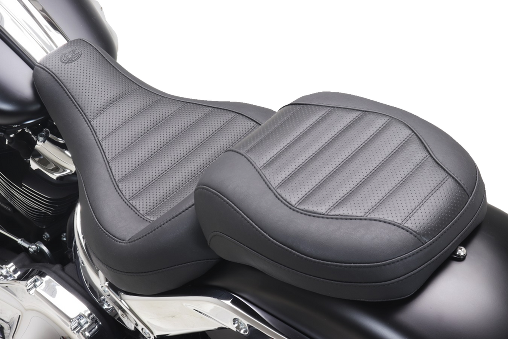 MUSTANG Passenger Touring Seat - Tuck-n-Roll - FXBR '23-'25 85032 — image 3