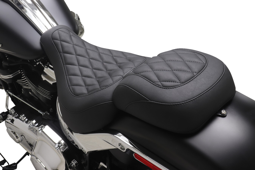 MUSTANG Wide Tripper™ Solo Seat - no Backrest - Diamond - Black Stitch - FXBR '23-'25 85033 — image 3