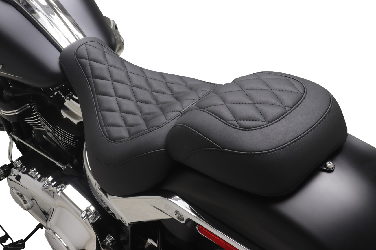 MUSTANG Wide Tripper™ Solo Seat - no Backrest - Diamond - Black Stitch - FXBR '23-'25 85033 — image 3