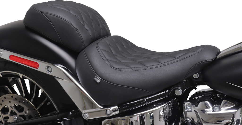 MUSTANG Wide Tripper™ Solo Seat - no Backrest - Diamond - Black Stitch - FXBR '23-'25 85033 — image 4