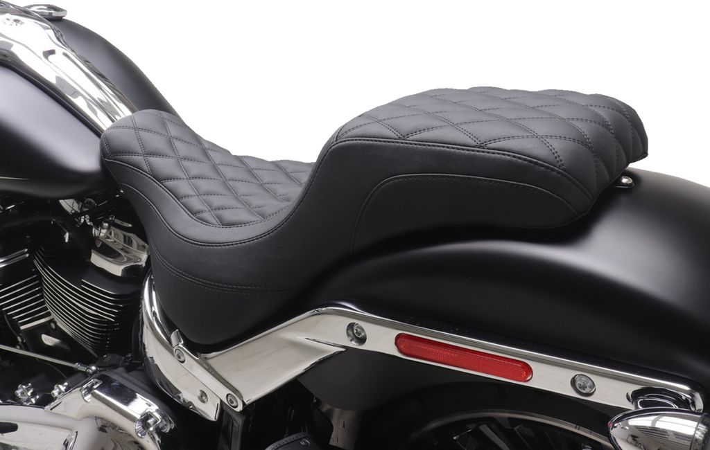 MUSTANG One-Piece/2-Up Squareback Seat - Double Diamond - Black Stitch - FXBR '23-'25 86006 — image 3