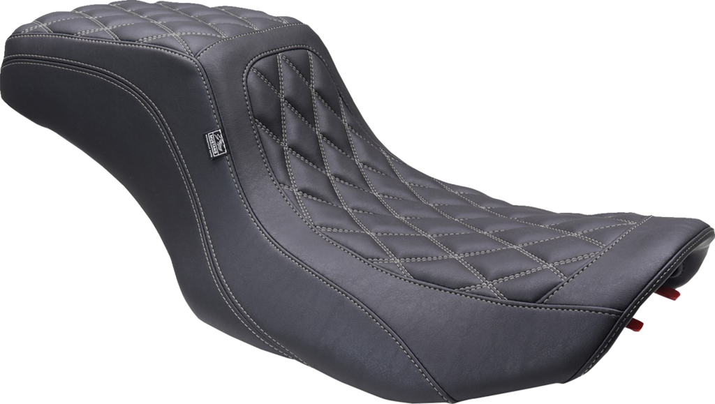 MUSTANG One Piece 2-Up Squareback Seat - Double Diamond - Gunmetal Stitch - FLH/FLT '23-'25 88415GM — image 1