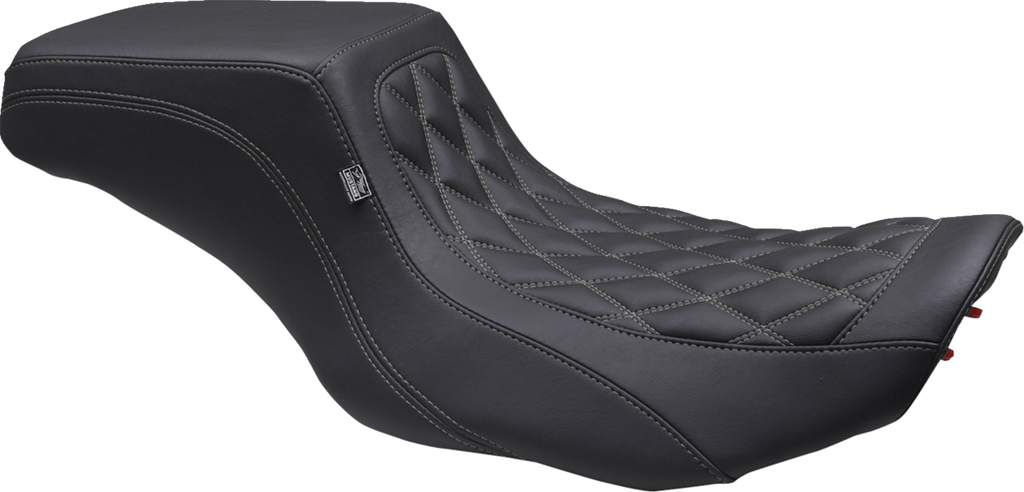 MUSTANG One Piece 2-Up Squareback Seat - Double Diamond - Gunmetal Stitch - FLH/FLT '23-'25 88416GM — image 1