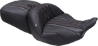 MUSTANG Deluxe One-Piece, 2-Up Seat - Diamond - Gunmetal Stitch - FLT/FLH '23-'25 89411GM — image 2