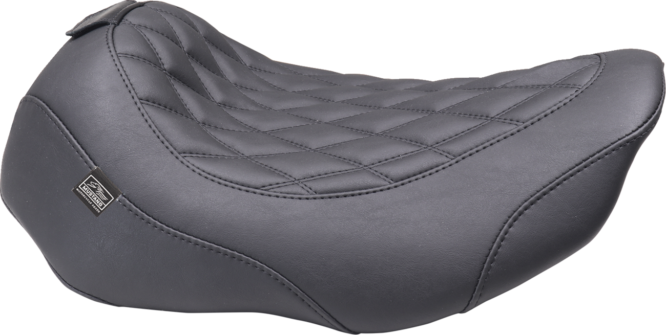MUSTANG Wide Tripper™ Seat - Solo - Black Stitching - FLT/FLH '23-'25 89503 — image 3