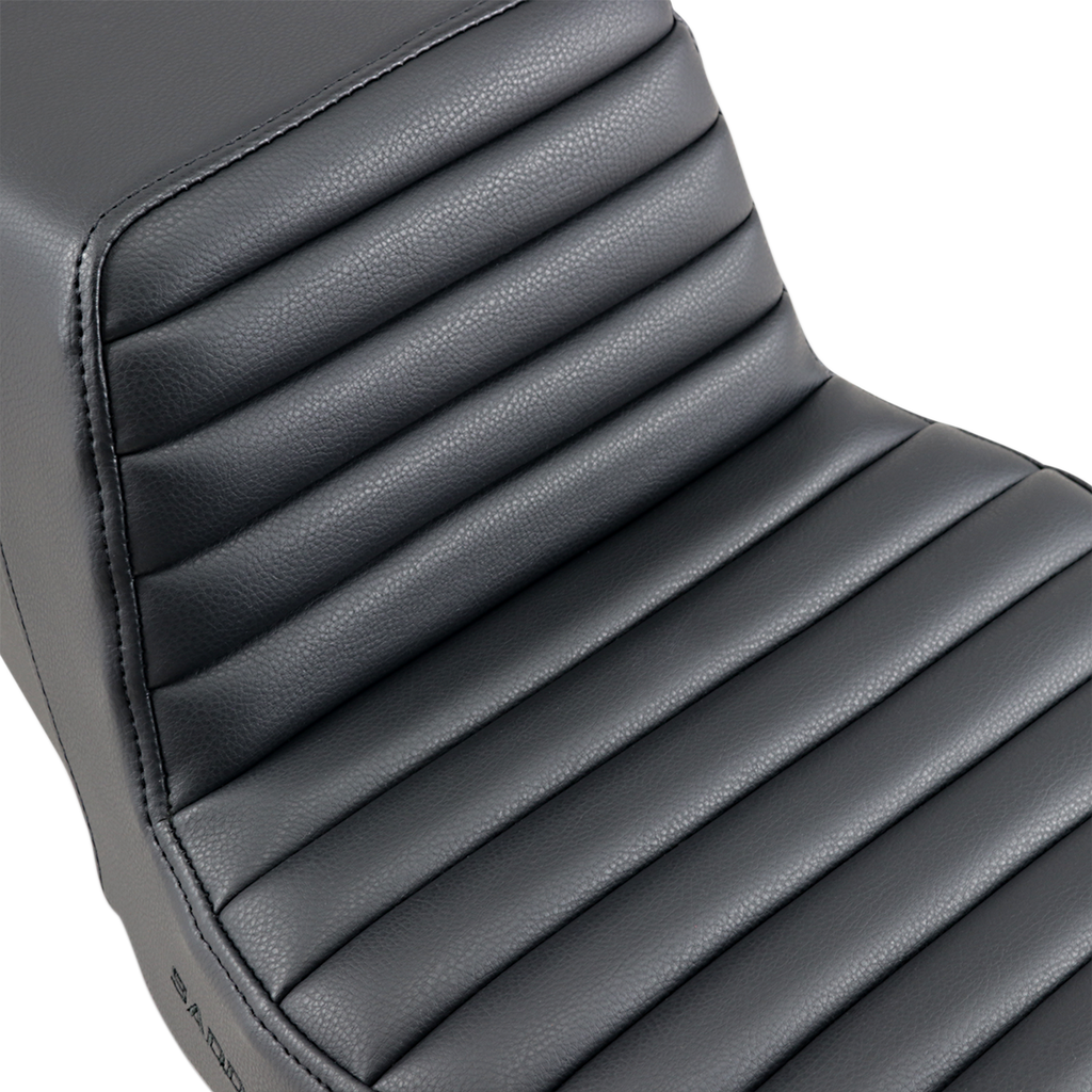 SADDLEMEN Step-Up Seat - Front Tuck-n-Roll - Black - FLHR/FLHX 897-06-171 — image 2