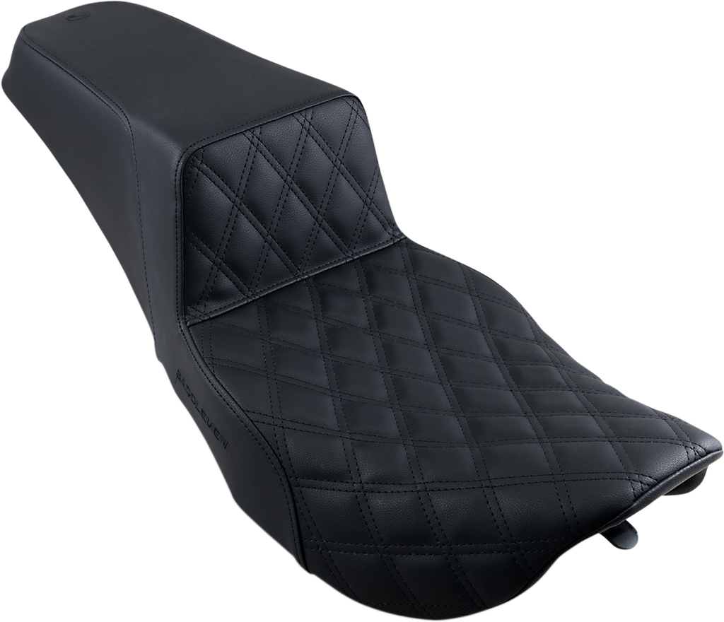 SADDLEMEN Step-Up Seat - Front Lattice Stitch - Black 897-06-172 — image 1