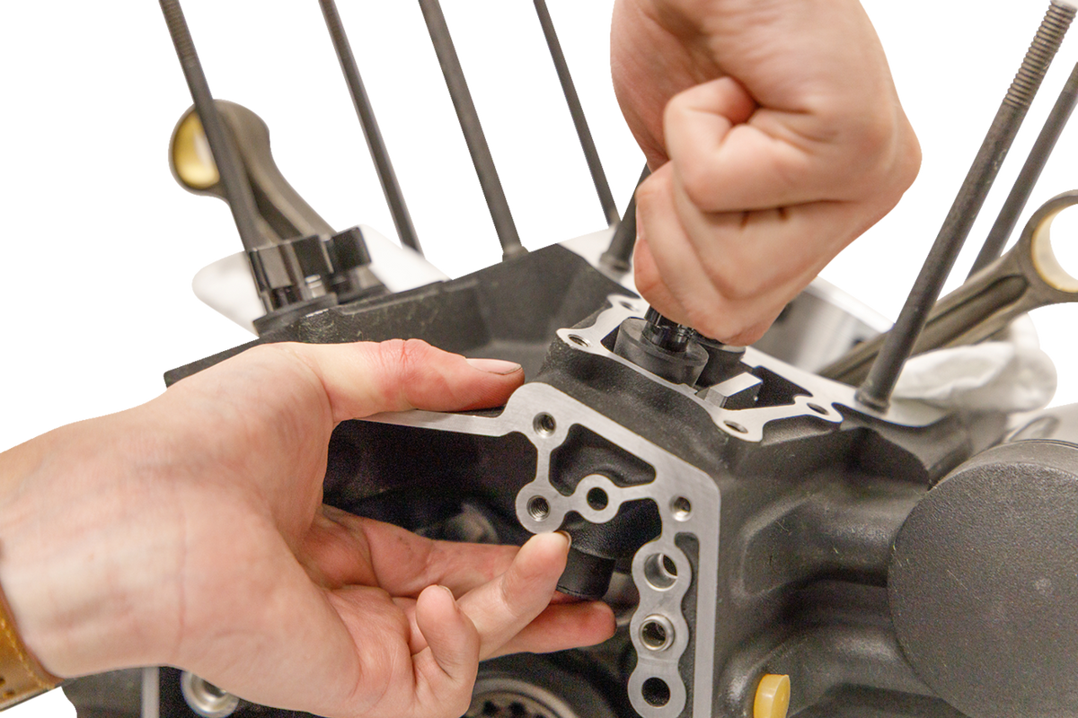 FEULING PARTS Tester - Engine Case/Piston Cooling/Jet Pressure - M8/Twin Cam 9072 — image 3