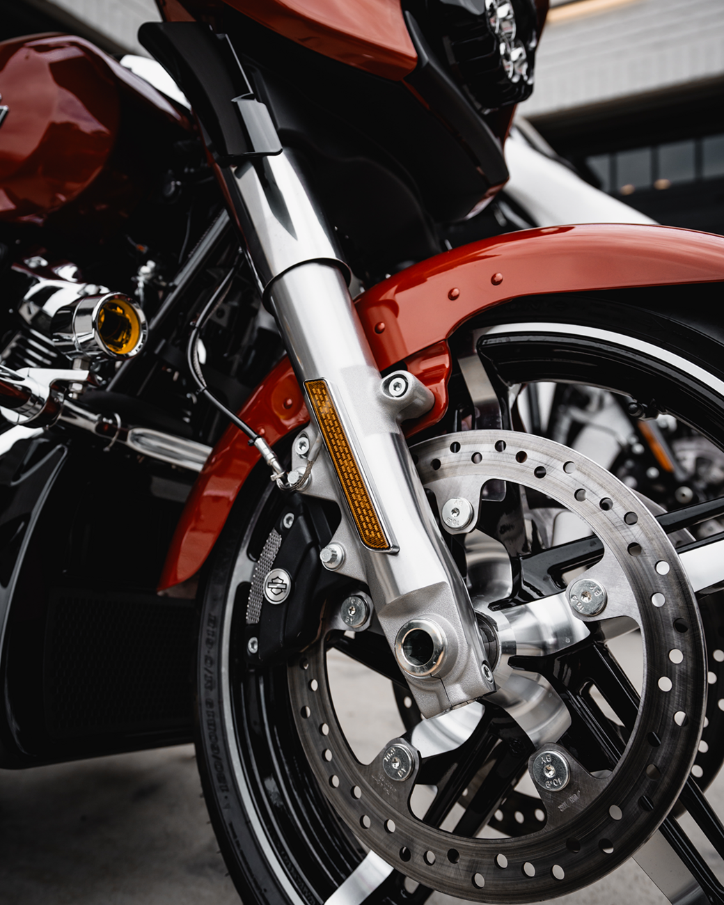 CUSTOM DYNAMICS LED Fork Light - Amber - Chrome CD-FORK-BCM-AC — image 3