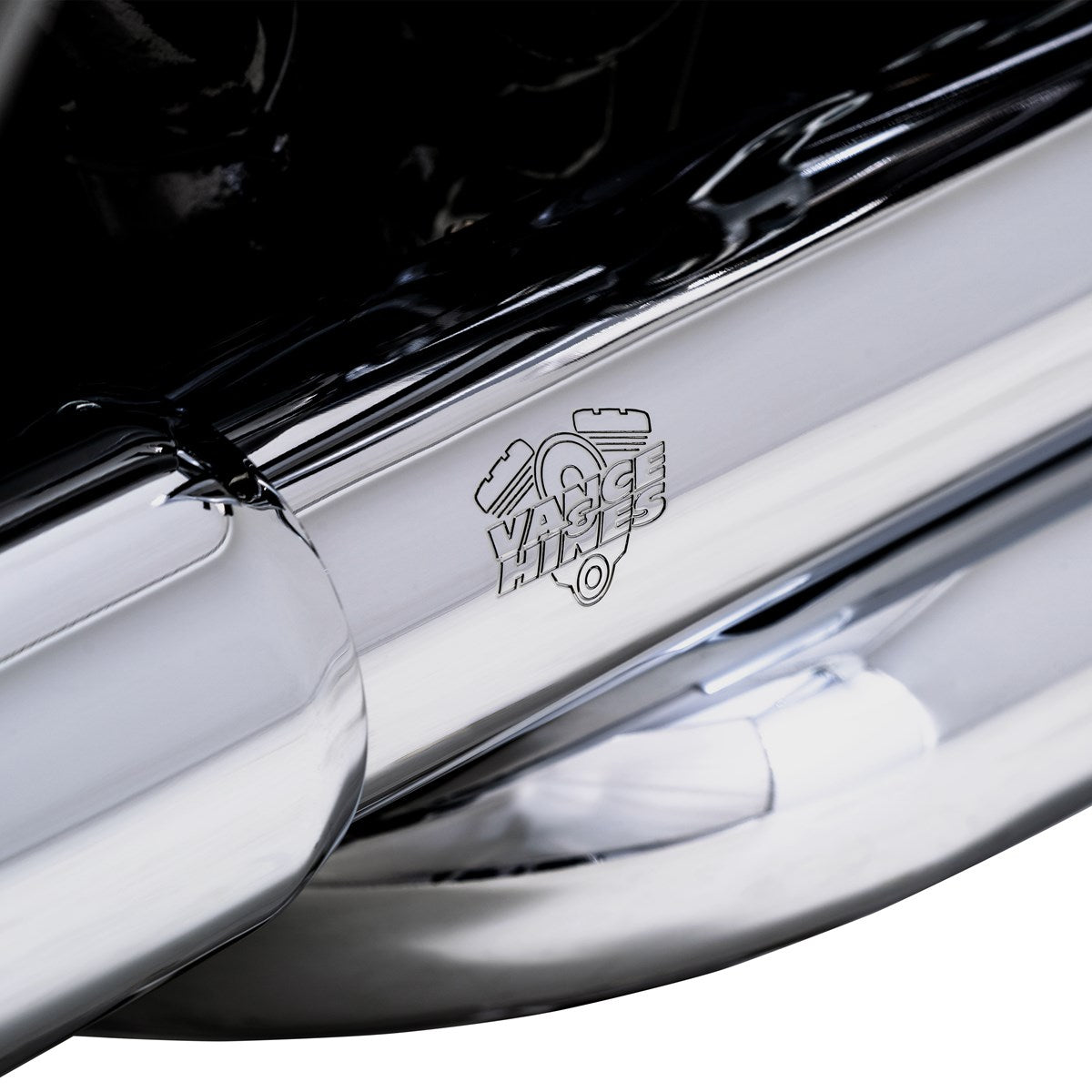 Vance & Hines Dresser Duals – Chrome – 17351 — manufacturer image 5