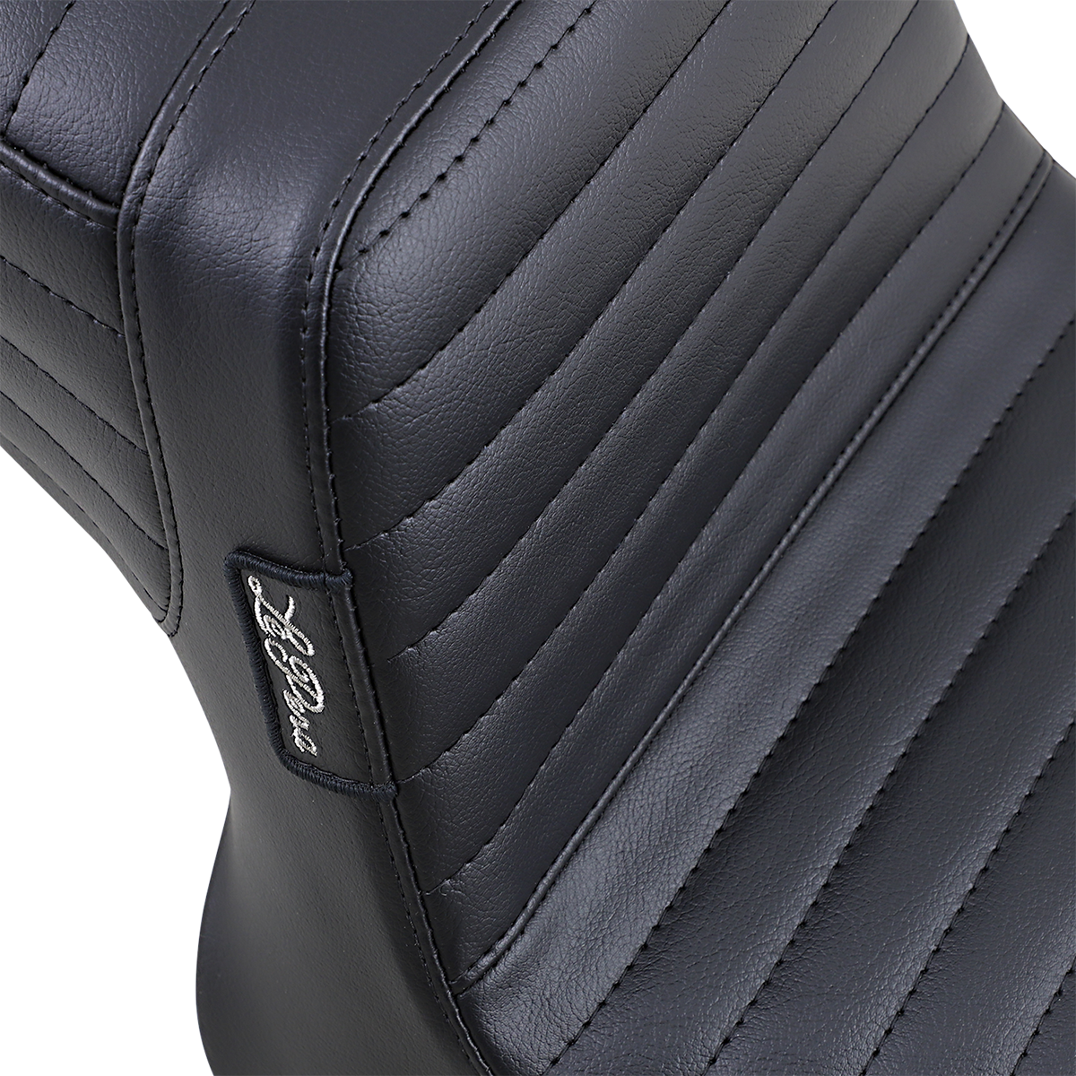 LE PERA Tailwhip Seat - Pleated - Black - FXR '82-'94 L-588PT — image 2