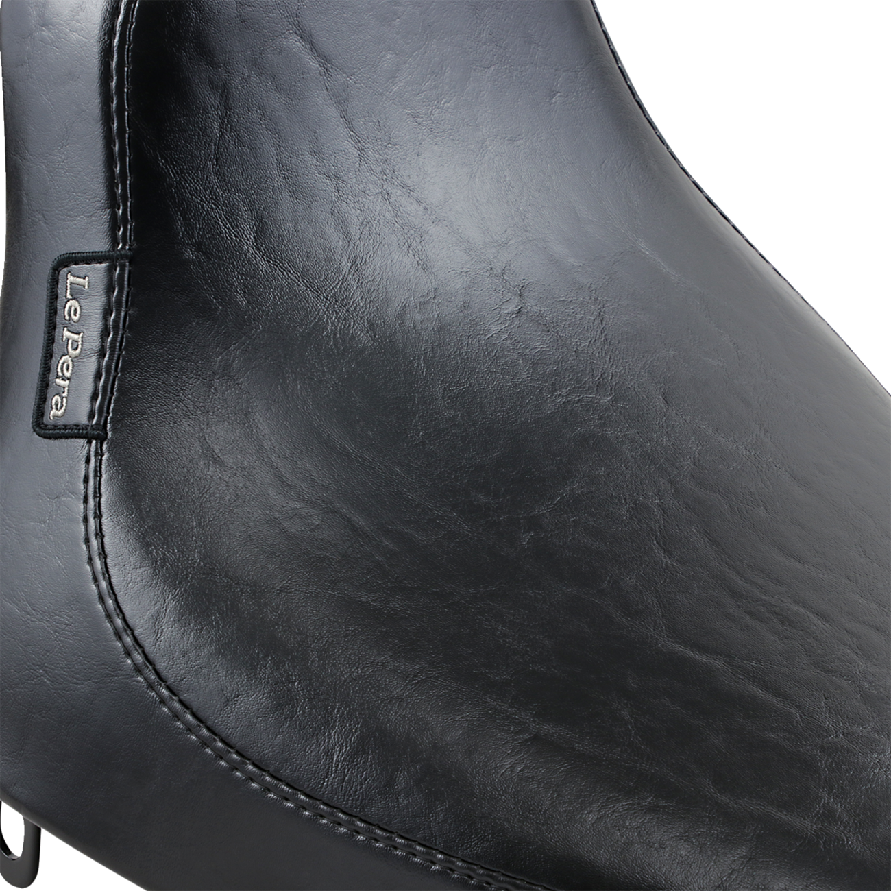 LE PERA Silhouette Solo Seat - Smooth - Black - Softail '84-'99 LN-850 — image 4