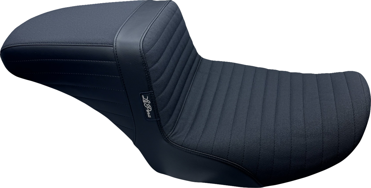LE PERA Kickflip Seat - Pleated w/ Gripp Tape - FLH/FLT '23-'25 LV-597PTGP — image 1