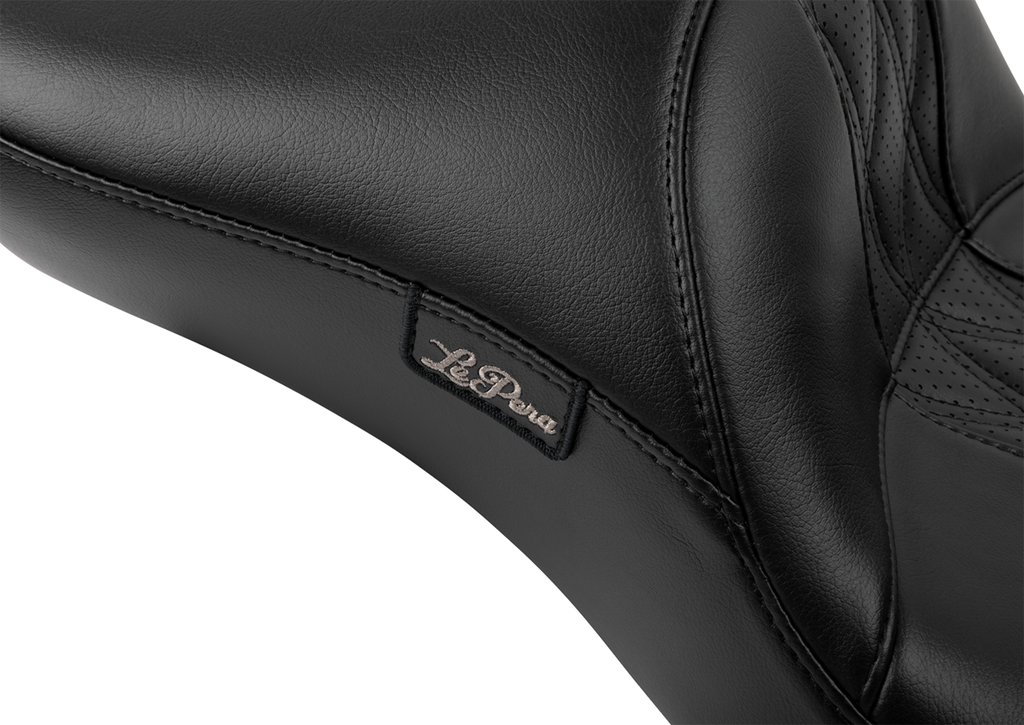 LE PERA Maverick Daddy Long Legs Seat - Without Backrest - Diamond Stitch - HR2 Inlay - FLH/FLT '23-'25 LV-957DLHR2 — image 3