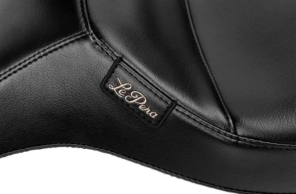 LE PERA Outcast 2-Up Seat - With Backrest - Plain - FLH/FLT '23-'25 LV-997BR — image 2