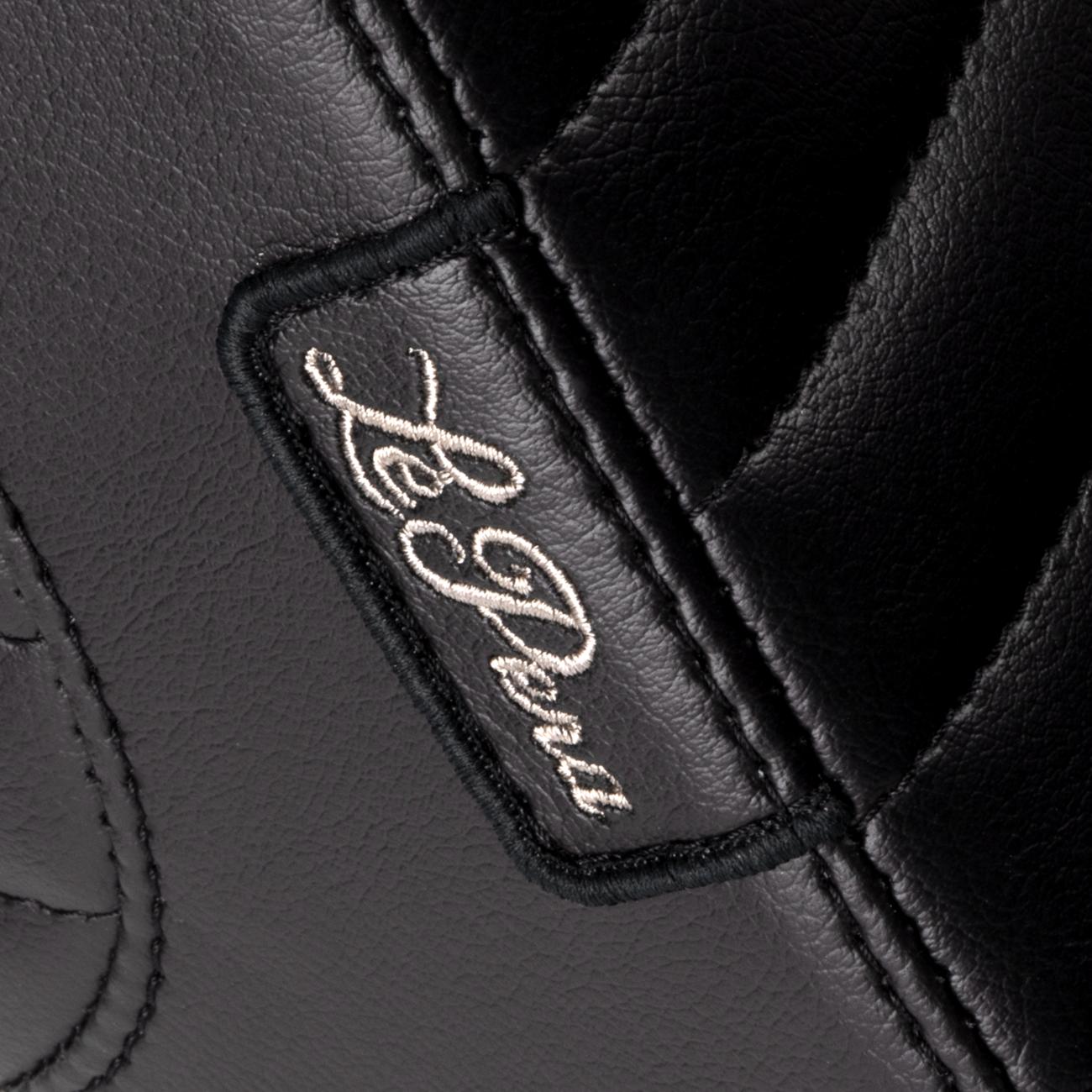 LE PERA Tailwhip Seat - Pleated - Black - FLSL/FXBB '18-'23 LY-580PT — image 2