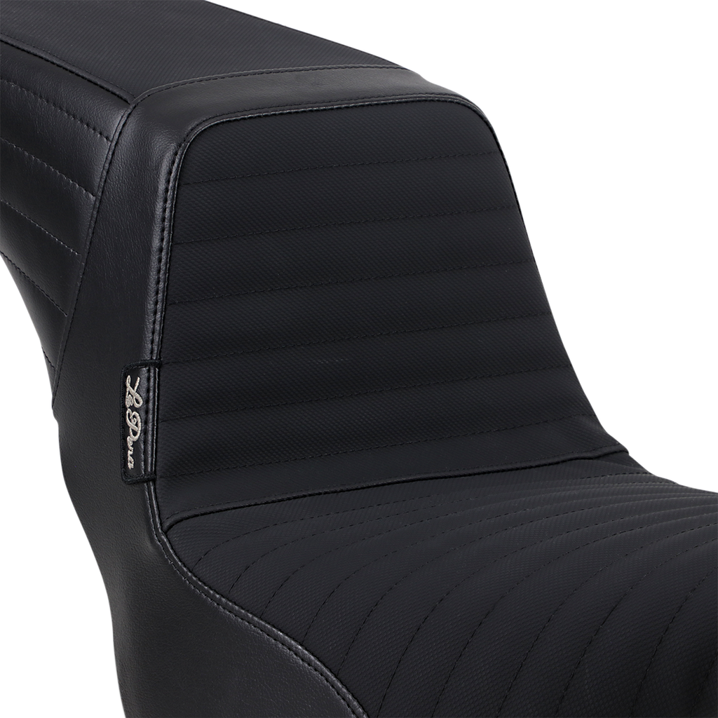 LE PERA Kickflip Seat - Pleated w/ Gripp Tape - Black - Softail '18-'23 LYR-590PTGP — image 4