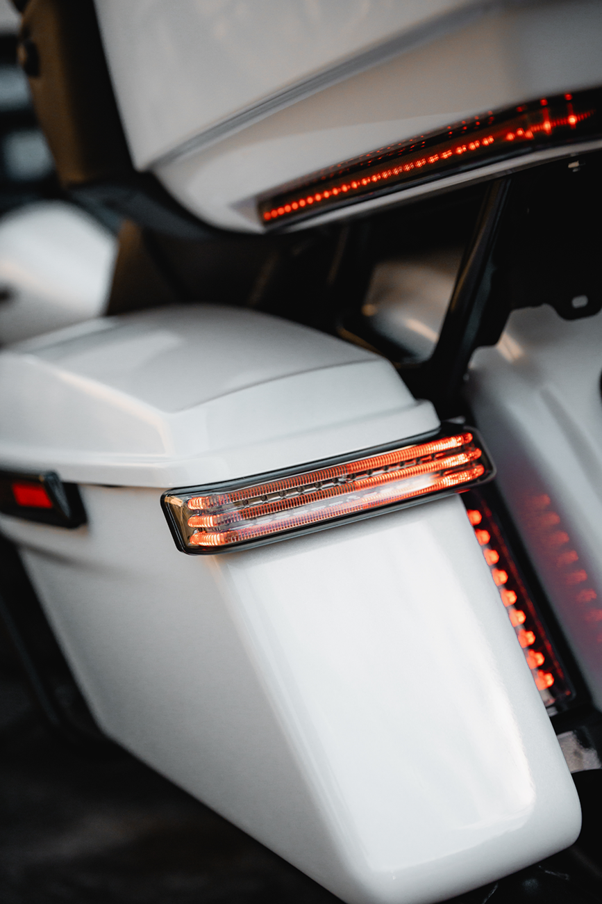 CUSTOM DYNAMICS Saddlebag Lights - BCM - Black/Red PB-SB-BCM-BR — image 6