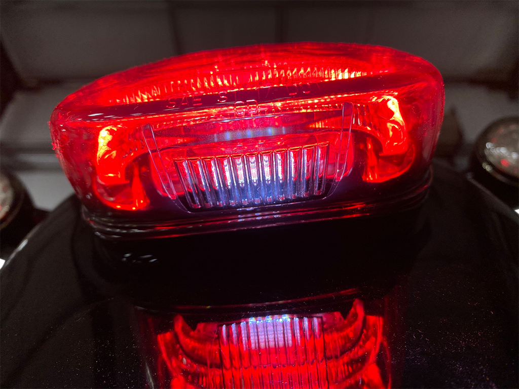 CUSTOM DYNAMICS Taillight - with Bottom License Plate Illumination Window - Smoke PB-TL-LPBW-S — image 3