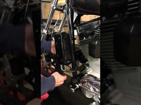 UltraCool 3.0 Oil Cooler and FLO Oil Filter Harley-Davidson Dyna Installation