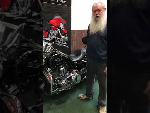 UltraCool 3.0 Oil Cooler and FLO Oil Filter on Harley-Davidson Road King Milwaukee 8