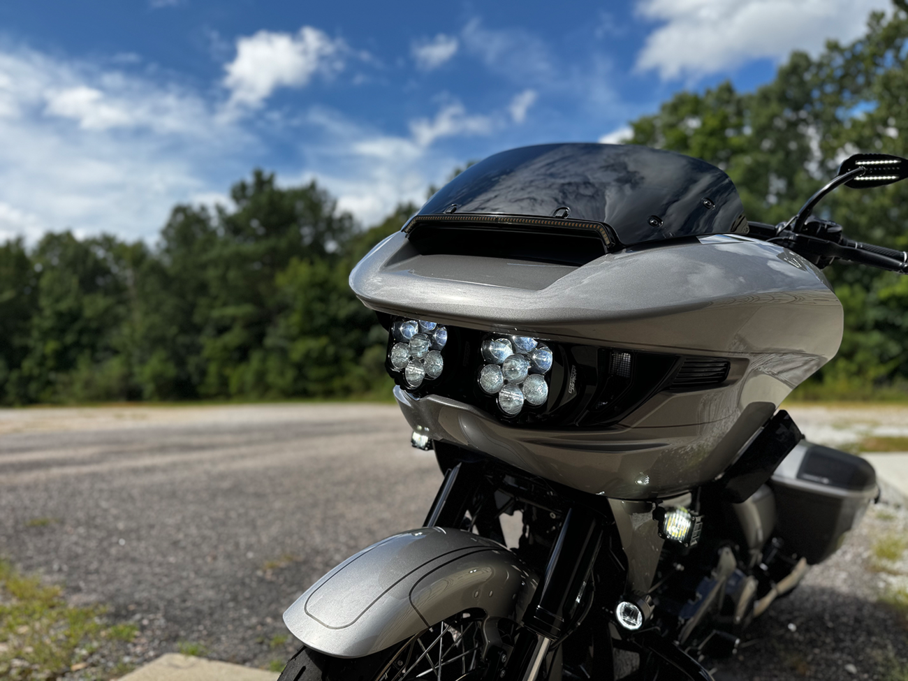 Custom Dynamics Shark Demon® 2 Dual Headlight Kit - SD2-23-RG-WW — image 8