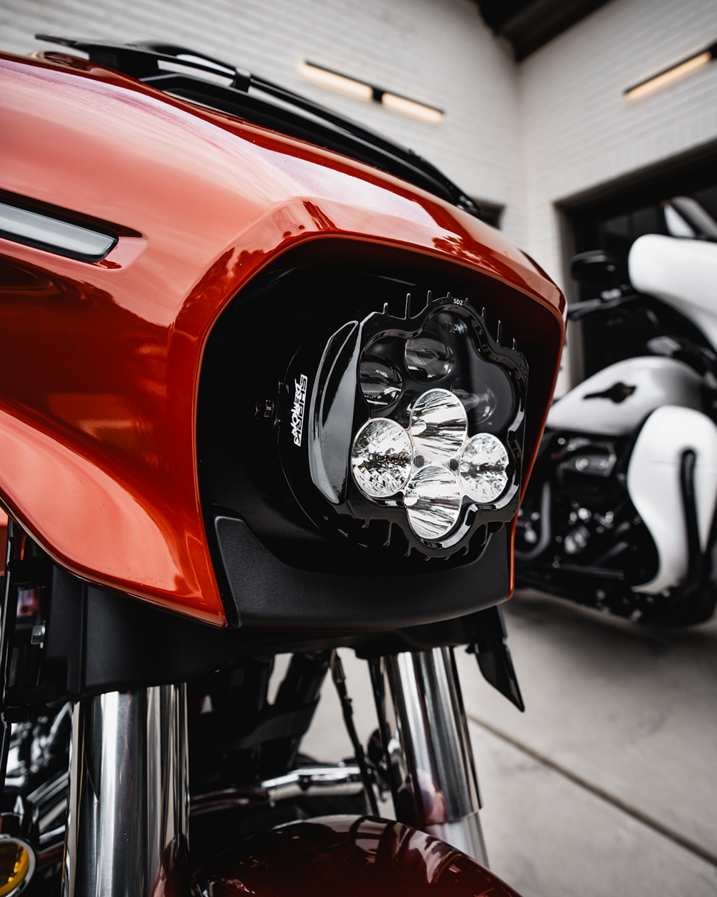 CUSTOM DYNAMICS LED Headlight - Shark Demon® - FLHX/FLHL SD2-23BAT-W — image 6