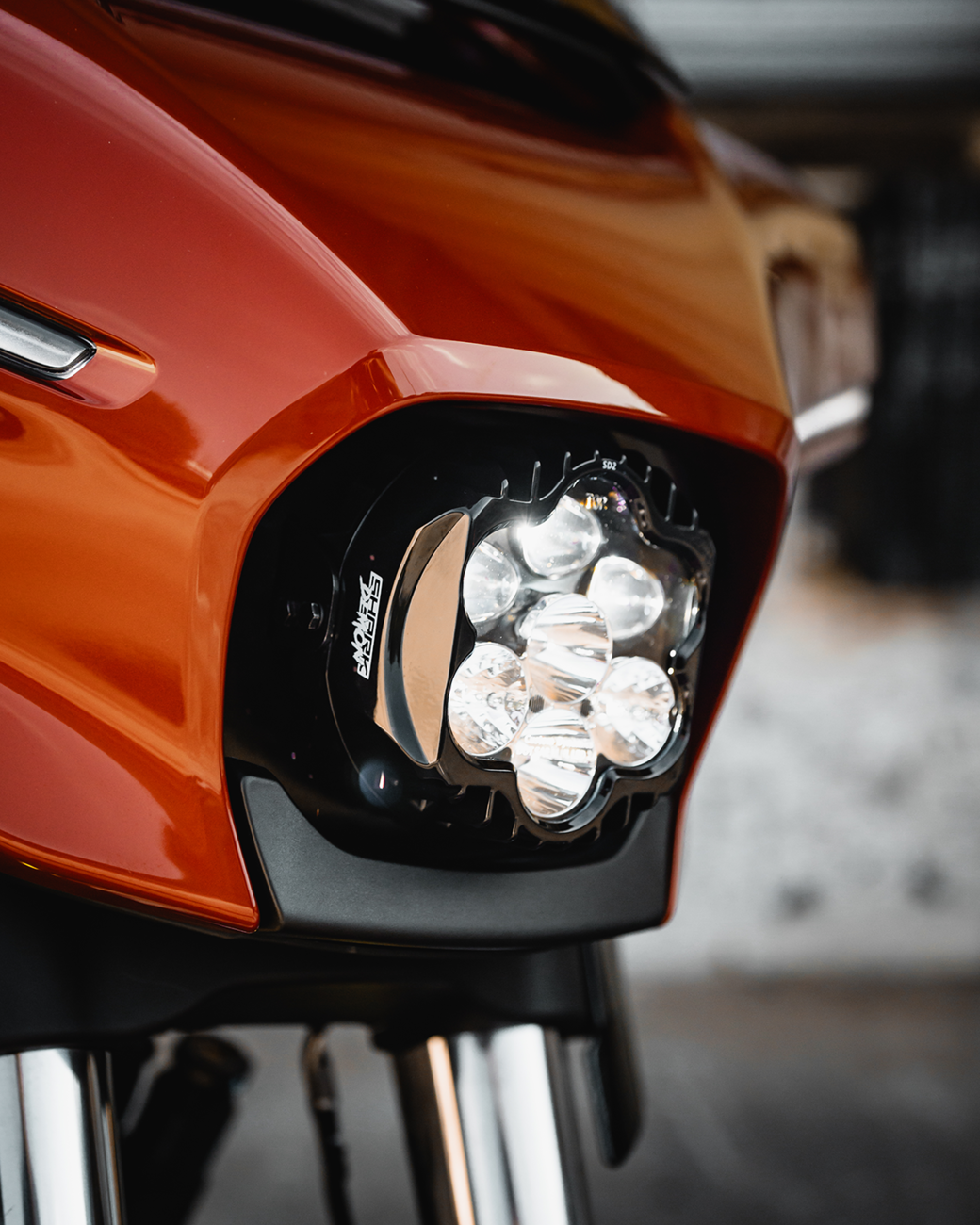 CUSTOM DYNAMICS LED Headlight - Shark Demon® - FLHX/FLHL SD2-23BAT-W — image 9