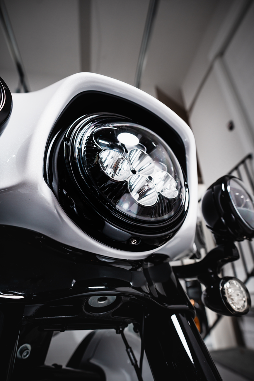 CUSTOM DYNAMICS Headlight - Shark Demon® - LED - Color Changing SD2-7-14 — image 2