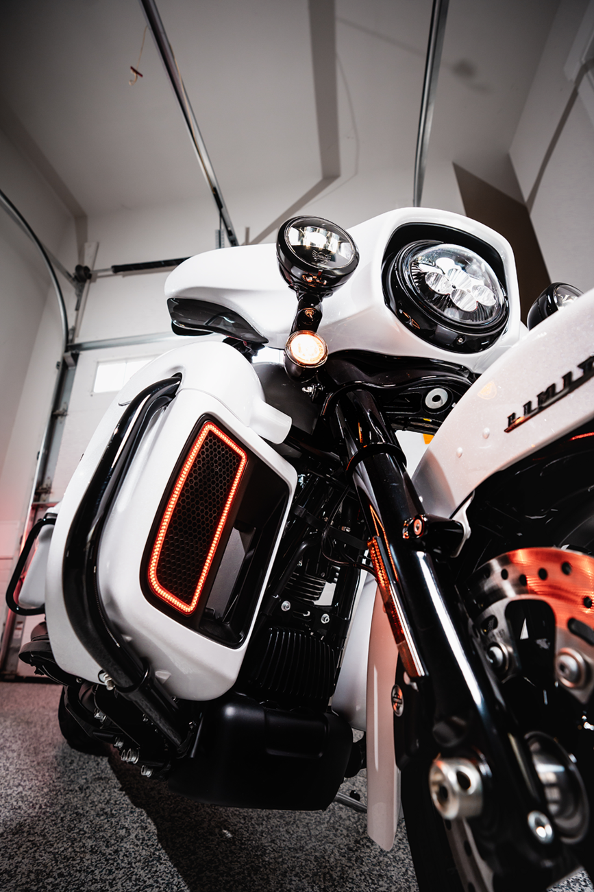 CUSTOM DYNAMICS Headlight - Shark Demon® - LED - Color Changing SD2-7-14 — image 4