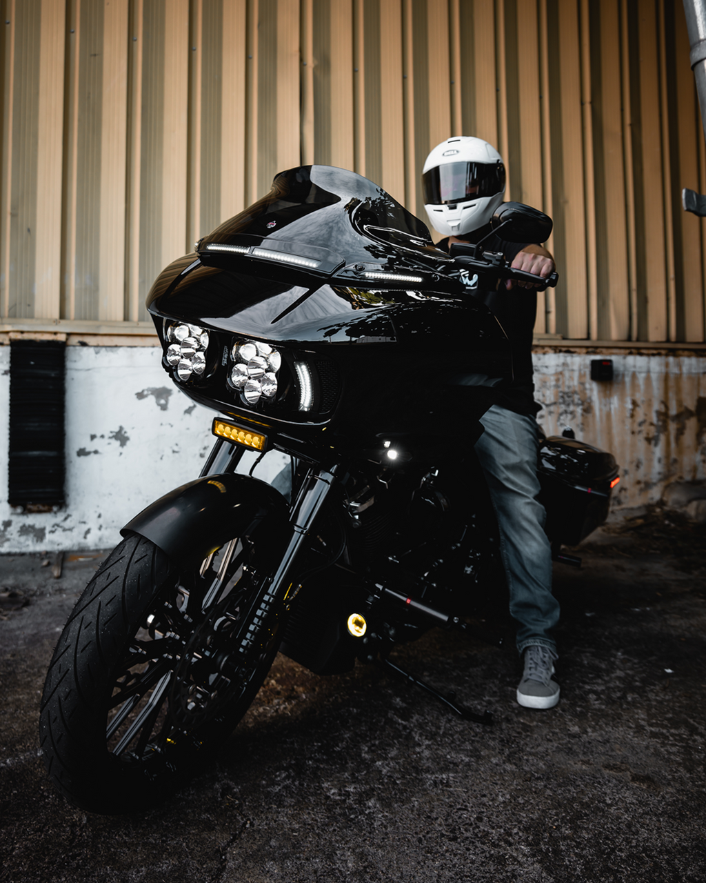 CUSTOM DYNAMICS Shark Demon® 2 Headlight - Road Glide SD2-RG-WW — image 13