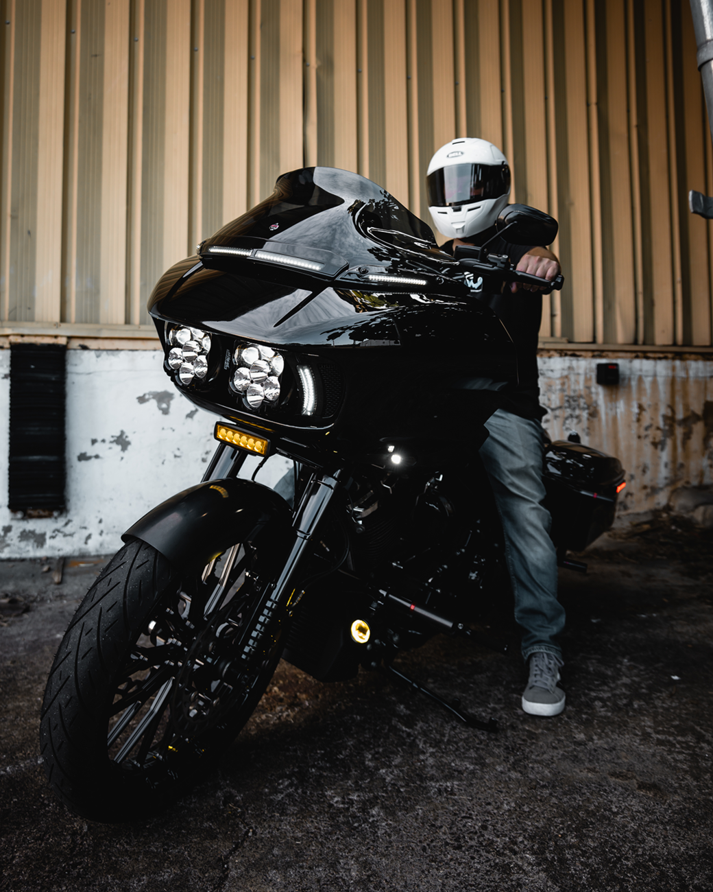 CUSTOM DYNAMICS Shark Demon® 2 Headlight - Road Glide SD2-RG-WW — image 13