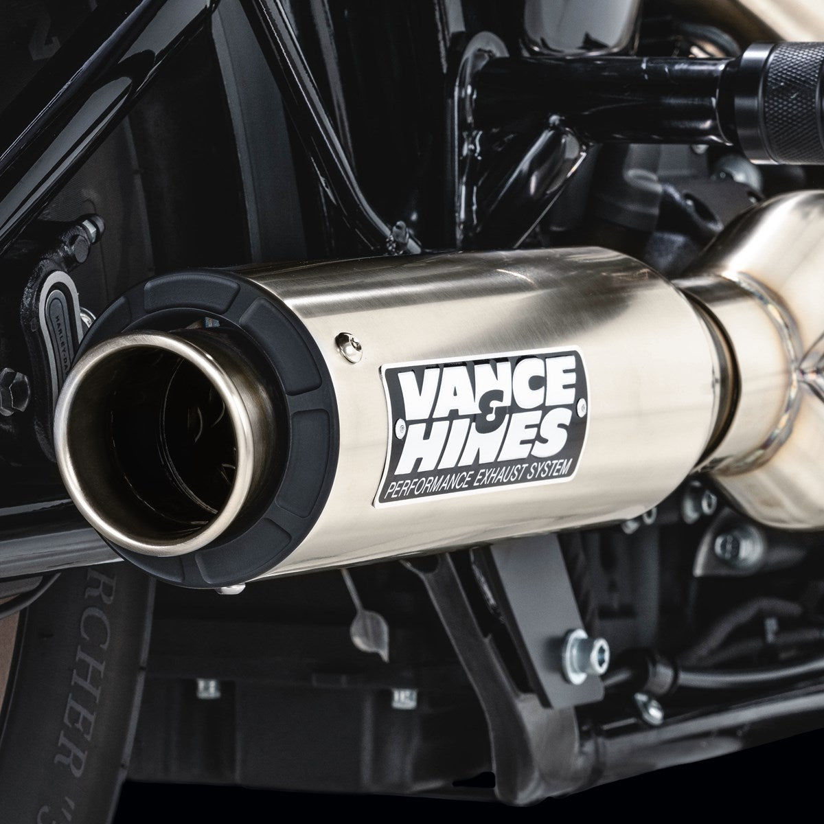 Vance & Hines Supersport 2-1 - Softail – Stainless Brushed – 27337 — manufacturer image 4
